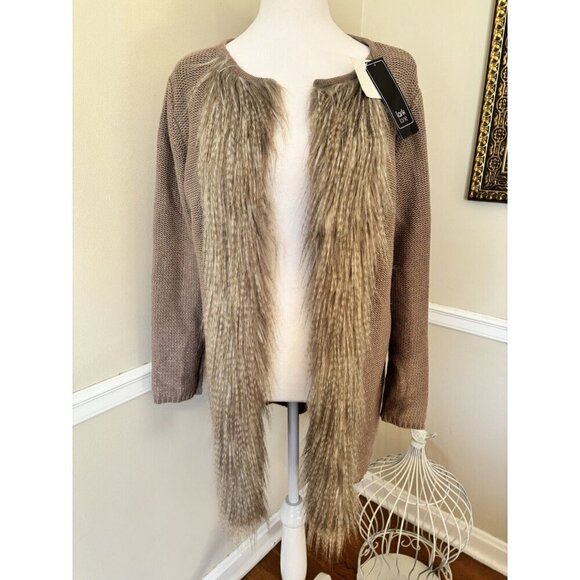 NWT Lark Lane Womens Size Large Taupe Cardigan Sweater Faux Fur Trim Sparkly - Picture 1 of 8